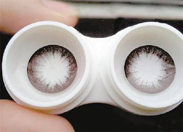 美瞳刚买回来怎么处理视频 美瞳 新买美瞳 美妆 第1张