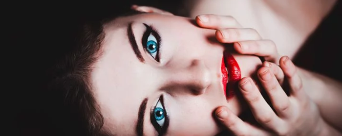 怎么让头发蓬松起来 让头发蓬松起来 美妆 第1张