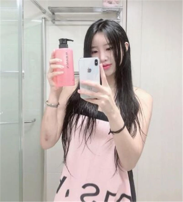 不需要发根烫也可以蓬松一整天，发根蓬松TIPS让发根站得更稳 发根烫 蓬松 第2张