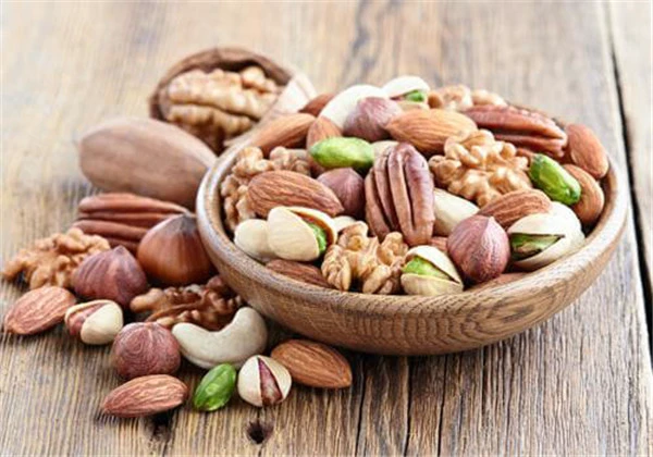 长皱纹的原因，女性错误美容习惯导致皱纹和细纹 护肤 第2张