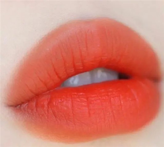 谁说口红只有贵价的好 这些平价口红，照样显白到闺蜜都夸 口红 第1张