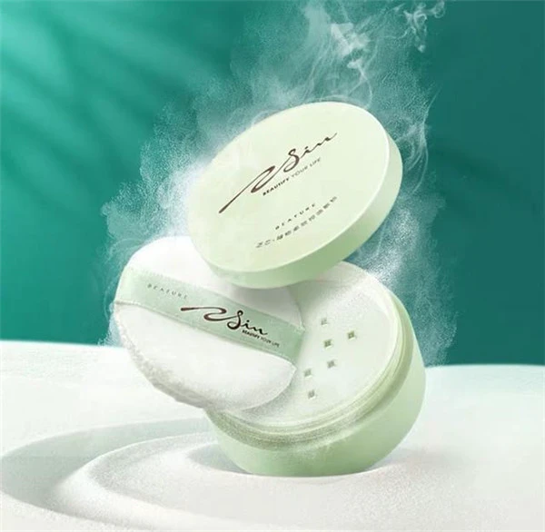 散粉和粉饼的区别有哪些，散粉的遮瑕防止妆容花掉 散粉 粉饼 第4张