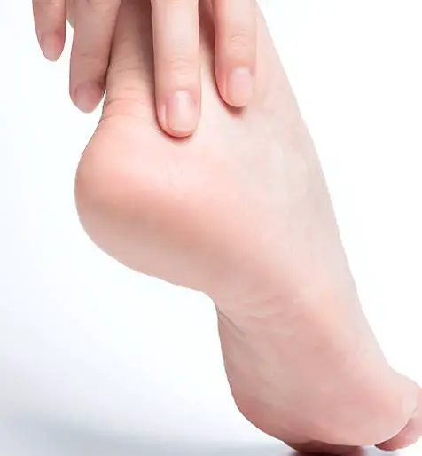 护手霜可以用来擦脸吗 护手霜 护手霜擦脸 美妆 第2张 护手霜可以用来擦脸吗 护手霜 护手霜擦脸 美妆 第2张