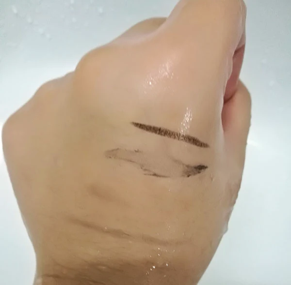 达尔肤杏仁酸亮采洁颜慕斯使用测评 达尔肤 慕斯 第4张