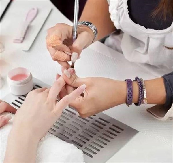 第一次去美甲店怎么说 美甲 美甲店 美妆 第1张