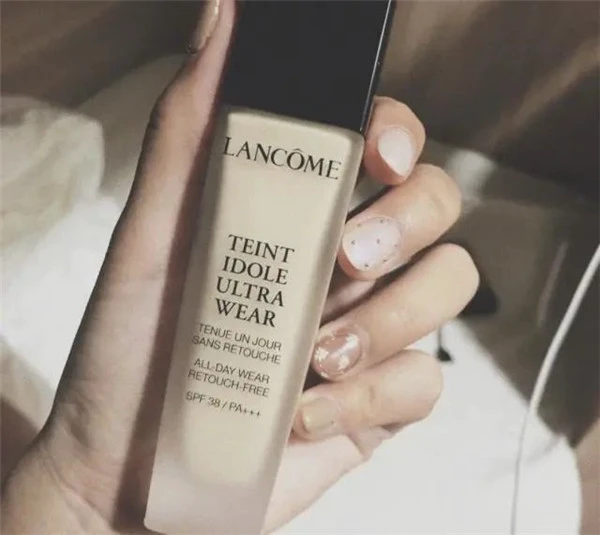 四款大牌热门粉底测评 粉底液 热门 测评 第2张