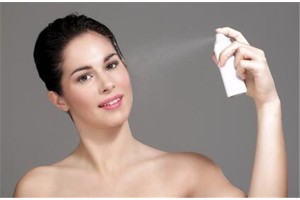 洗脸水中加白醋，可淡化脸上雀斑细致皮肤