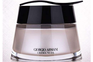 修颜霜和粉底液有什么区别，​修颜霜和粉底液的使用顺序