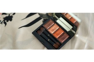 珠光眼影可以用来打底吗