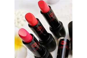 粉色口红适合什么肤色​，怎么根据场合选口红