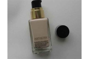 雅姿粉底液哪款好用