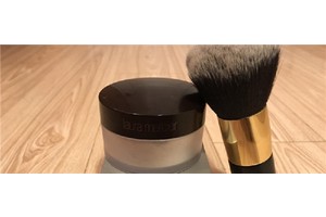 柔光隐形蜜粉是干啥的