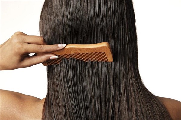 辟谣｜洗澡先洗头会导致脑溢血？这些洗头的讲究你得知道