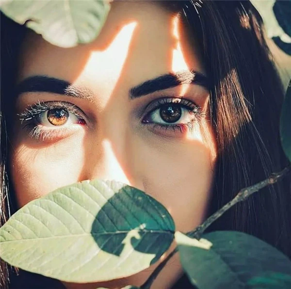 除了拍照磨皮还不够,欧美女生迷上了人工磨皮