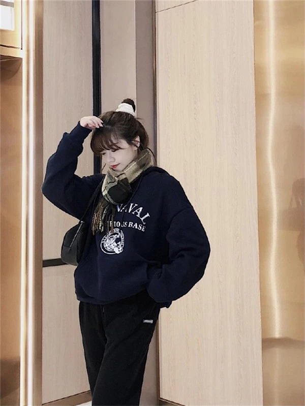 “手残”不会扎丸子头?教你3个小技巧,减龄还俏皮,解决小尴尬