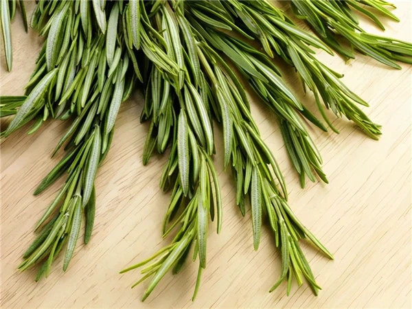 头发出油，头皮奇痒？教你简单方法解决！一个月养好头皮