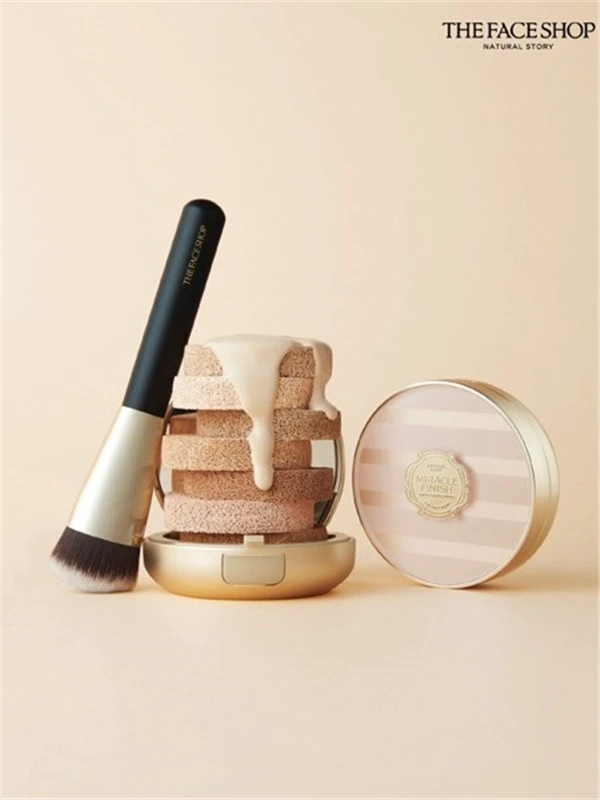 光采透亮 觉醒春日元气肌 菲诗小铺焕亮持妆气垫修颜乳全新上市