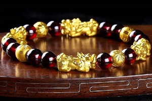 转运珠配什么颜色绳子，转运珠配什么好看