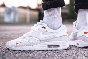 什么牌子的白鞋好看，白鞋搭配方法