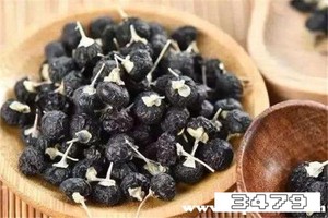 女性每天喝黑枸杞泡水害处，女人长期喝黑枸杞有什么好处