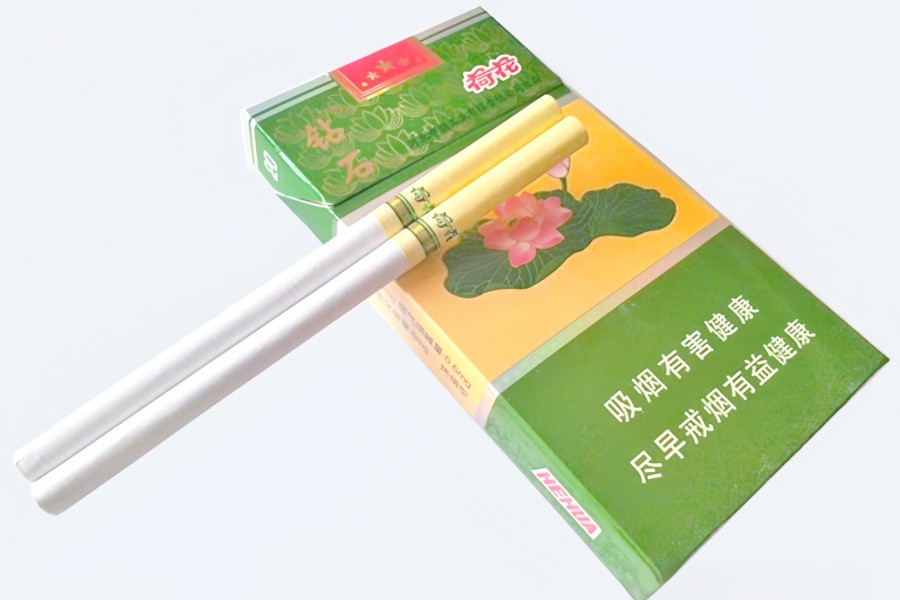 2025荷花香烟价格表和图片大全 | 钻石荷花系列价格参数及高清图鉴（附真伪鉴别）