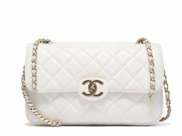 香奈儿白色22Bag，奢华优雅，官方价格解析