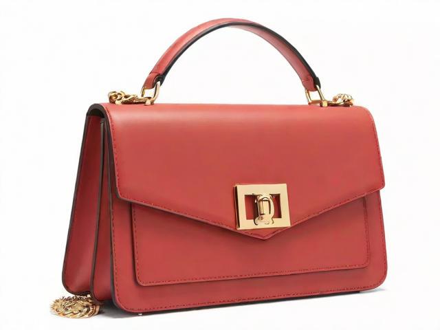 宝格丽必入三大包款，经典永不过时！