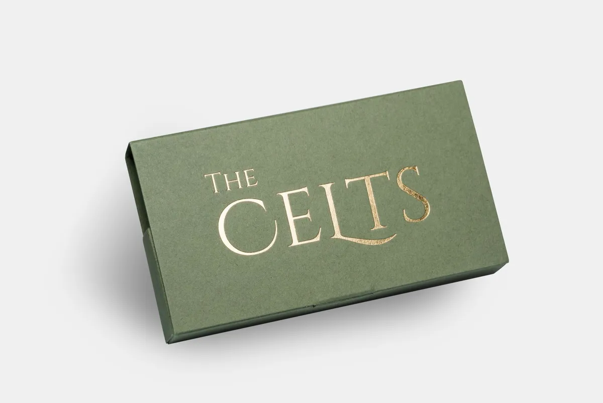 The Celts系列探索套装，置于白色背景前。