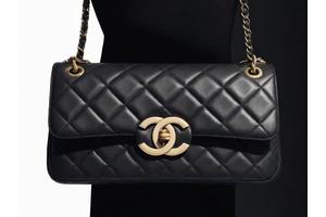 {香奈儿5号，永恒经典的女性魅力}