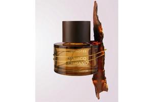 NEW NOTES 推出 Magico Safrano 香水