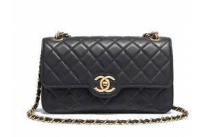 {香奈儿5号，传奇经典与价格解密}